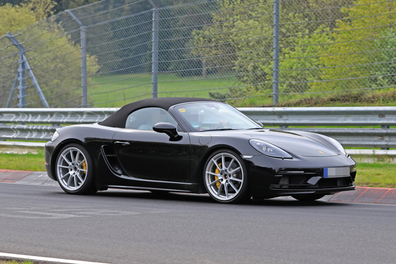Illustration for article titled Six Cylinder Porsche 718 Boxster and Cayman Touring Models Spied Testing